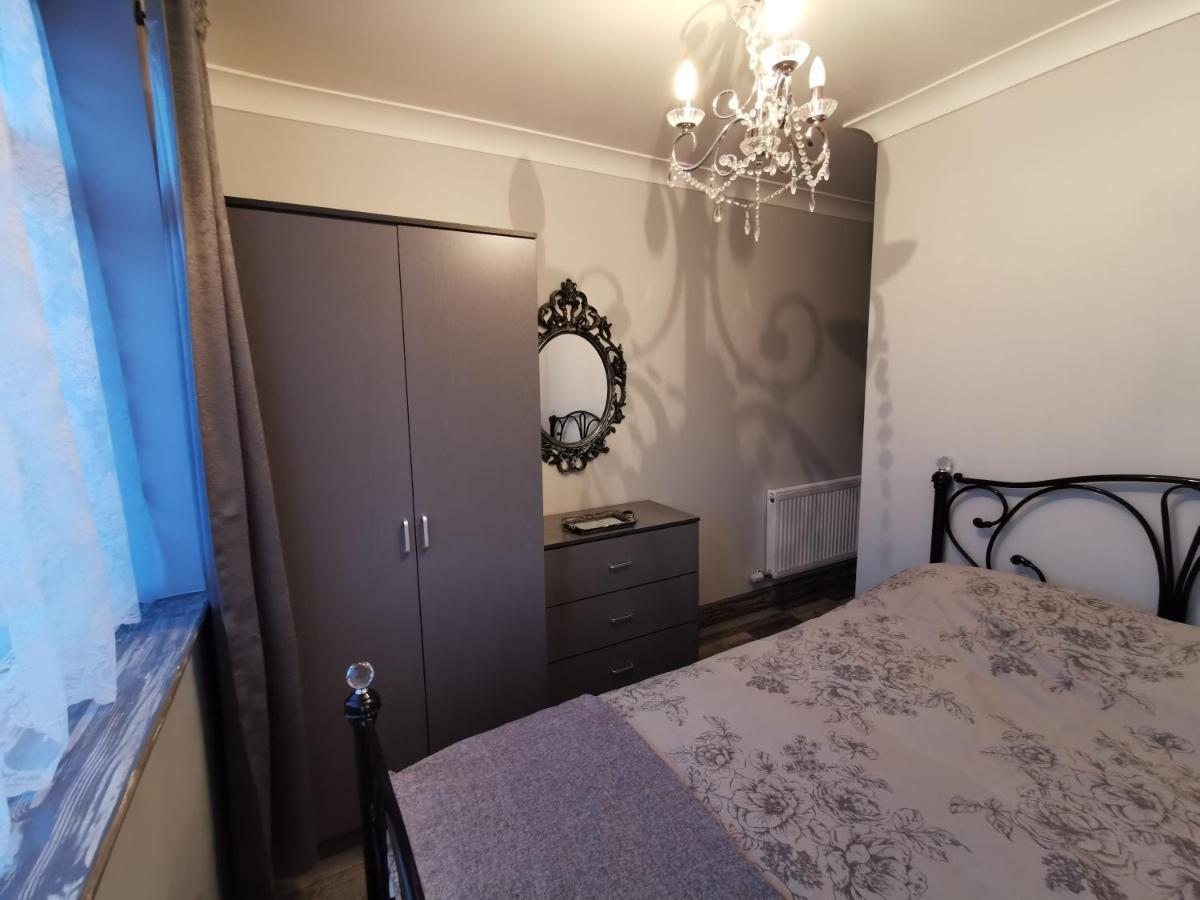 Palaz 2 - 2 Bedroom Flat Edmonton Ngoại thất bức ảnh