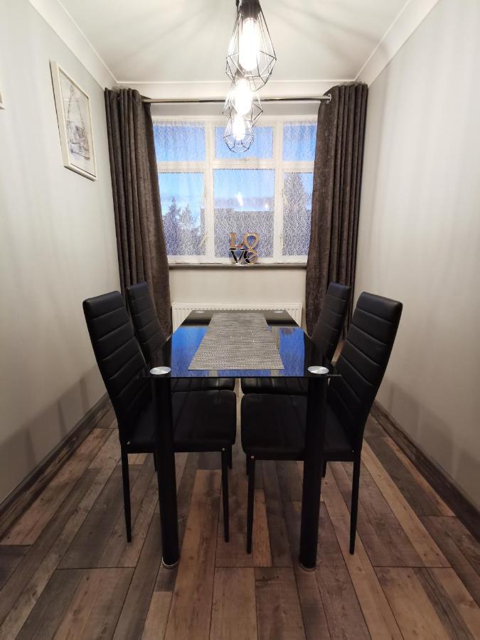 Palaz 2 - 2 Bedroom Flat Edmonton Ngoại thất bức ảnh